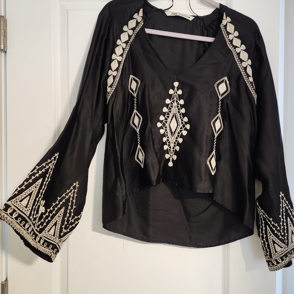 Zara Black Top - Picture 2 of 7